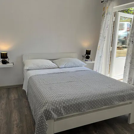 شقة M&i, Free Private Parking *