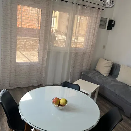 Apartment M&i, Free Private Parking *