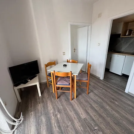 Apartment M&i, Free Private Parking *